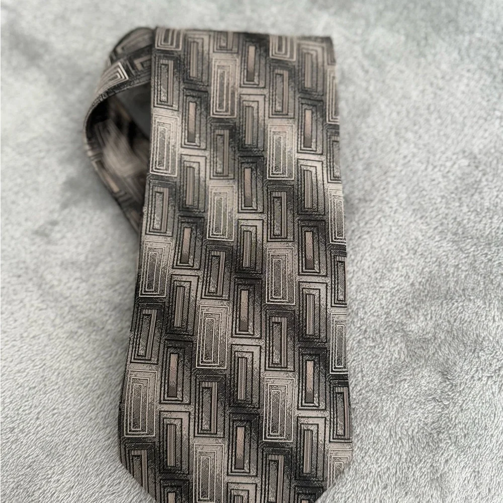 GEORGE  Black & Gray Patterned Neck Tie